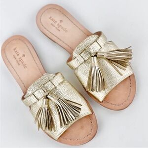 KATE SPADE NEW YORK GOLD COBY FRINGE TASSEL FLAT SLIDE SANDALS size 8